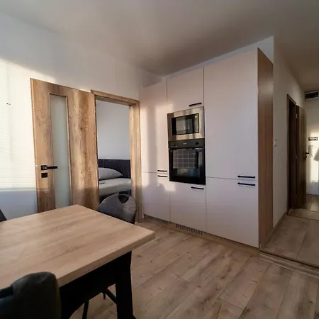 Ar Rezidencia Ludmanska 2 Apartment *